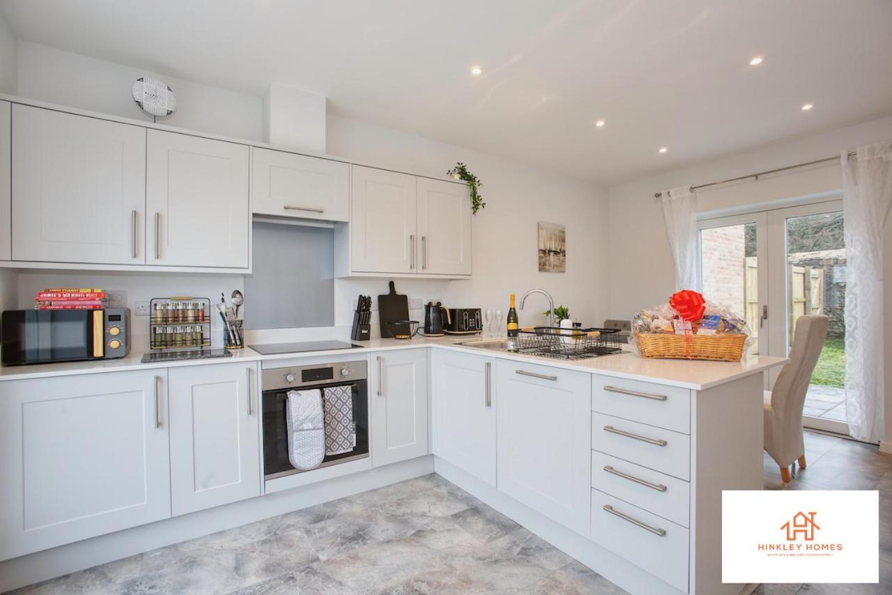 St Ives Bay - Immaculate Brand New 3Bed - Free Parking - Beach - Wifi Hayle Esterno foto