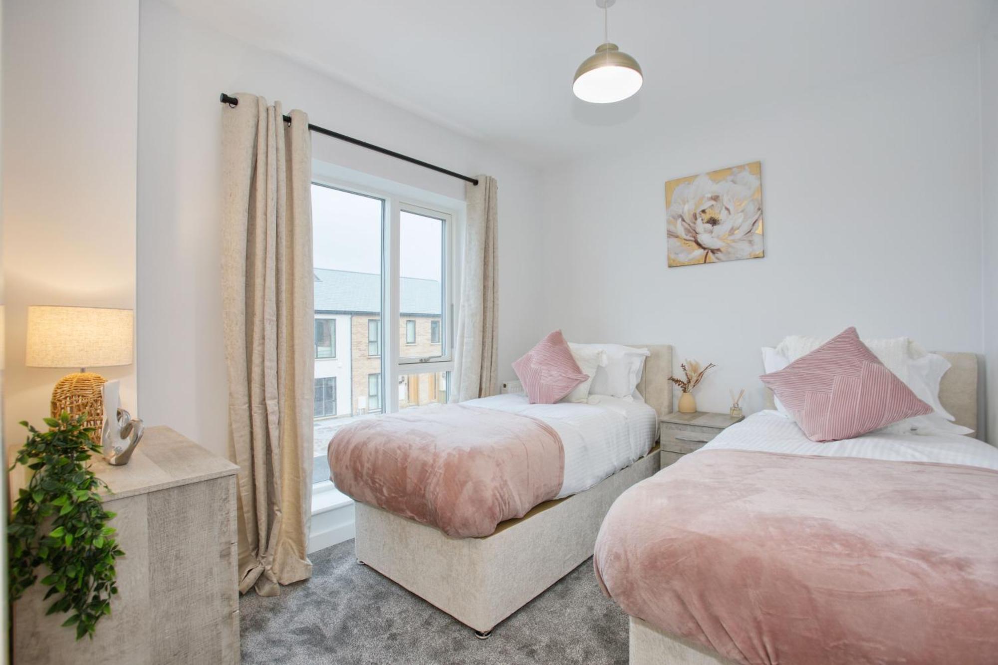 St Ives Bay - Immaculate Brand New 3Bed - Free Parking - Beach - Wifi Hayle Esterno foto